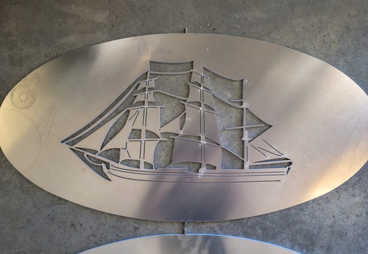 WJ404-GI-BC23-- 27127 AND BOAT